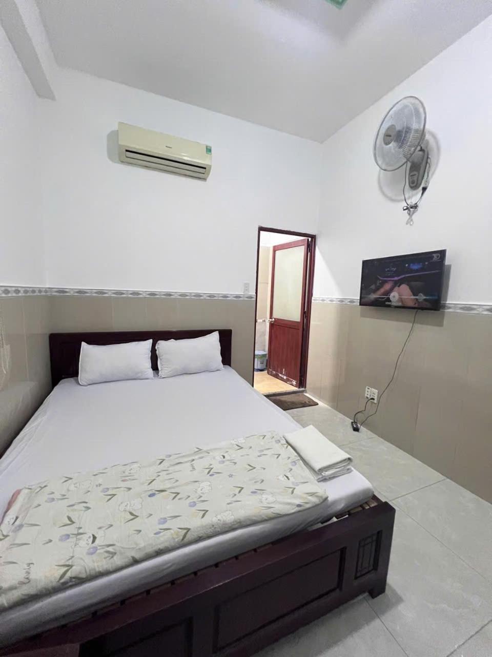 Aparthotel Khach San Doan Gia Ciudad Ho Chi Minh  Exterior foto